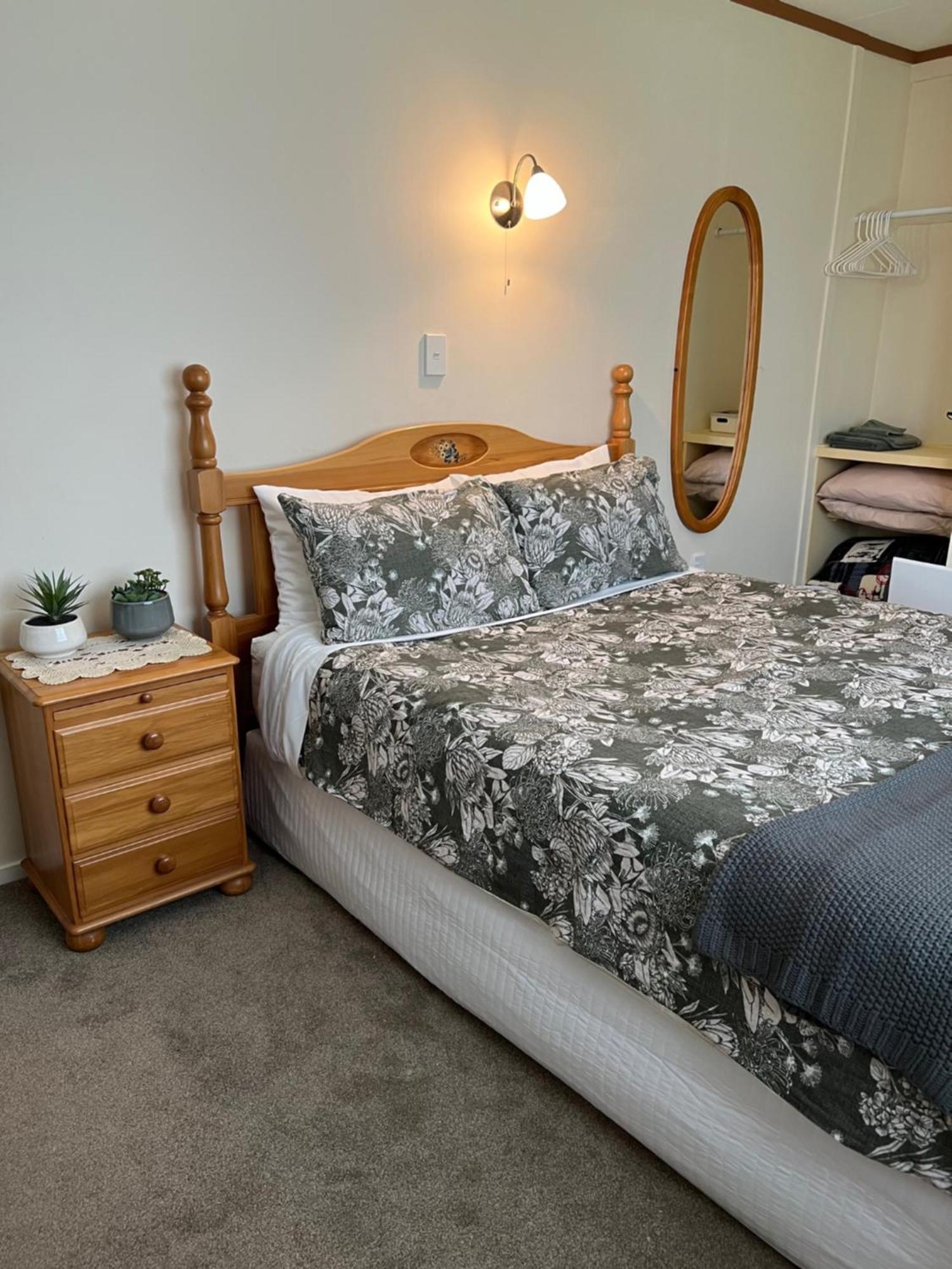Carly'S Place Rotorua Luaran gambar